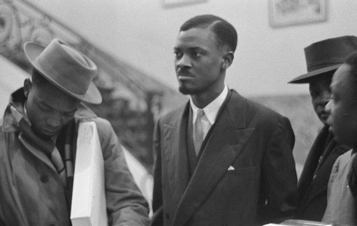 Ιστορική Δίκη στο Βέλγιο: Η Υπόθεση Λουμούμπα Καίει τον Νταβινιόν