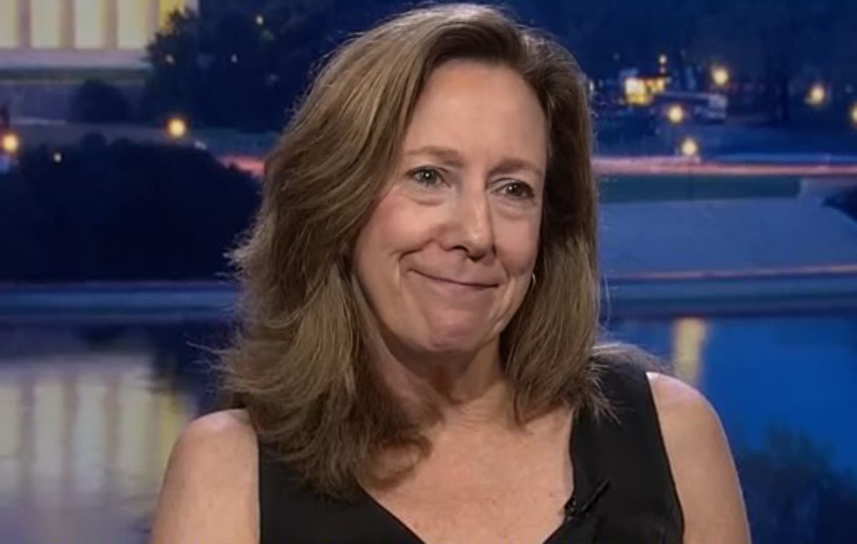 Η Σύγχρονη Πηνελόπη της CIA: 27 Χρόνια Μυστικής Υπηρεσίας