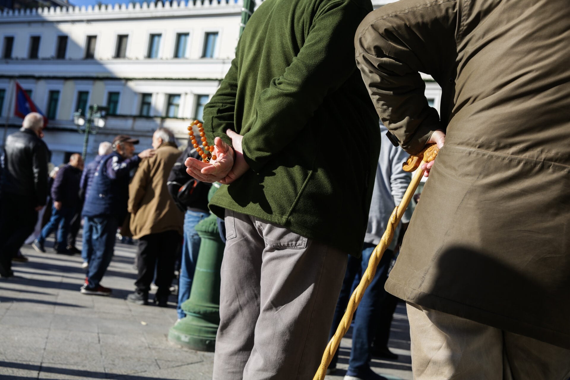 Επίδομα Νοεμβρίου: Η Πολιτεία Τιμά την Τρίτη Ηλικία με 400 Ευρώ σε 2,2 Εκατομμύρια Δικαιούχους